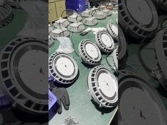 Luz de patio solar exterior de alta luminosidad Ip65 Control de aluminio Luz de inundación solar LED