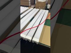 Luz lineal a prueba de explosiones para iluminación en ubicaciones peligrosas en plataformas de perforación petrolífera IP65