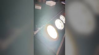 Luz de Bahía LED a Prueba de Explosiones de 100W con Clasificación IP66 y Lente de Vidrio Templado para Áreas Peligrosas