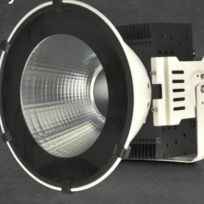 IP65 resistente al agua LED de alta luminosidad Industrial de alta bahía de iluminación torres de grúa de luces con 200W-700W opciones de potencia