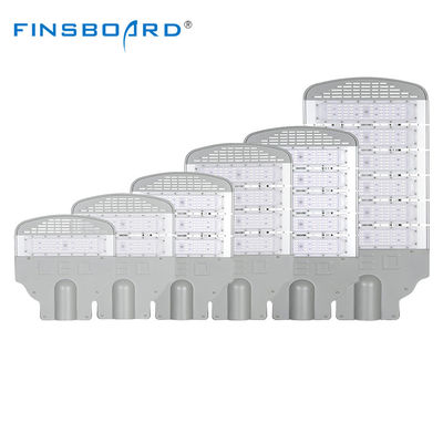 Lente de PC de aleación de aluminio IP65 resistente al agua Luz de calle LED con 130-140lm/w Eficiencia para uso al aire libre