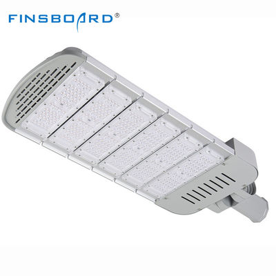 Luz de calle LED de exterior resistente y duradera anti UV IP65 SMD3030