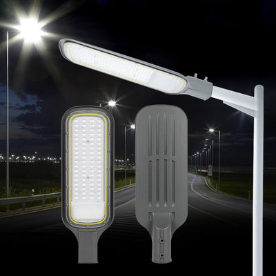 Luces LED de aluminio de fundición por inyección en exteriores IP65 resistentes al agua SMD2835 para carretera y estacionamiento